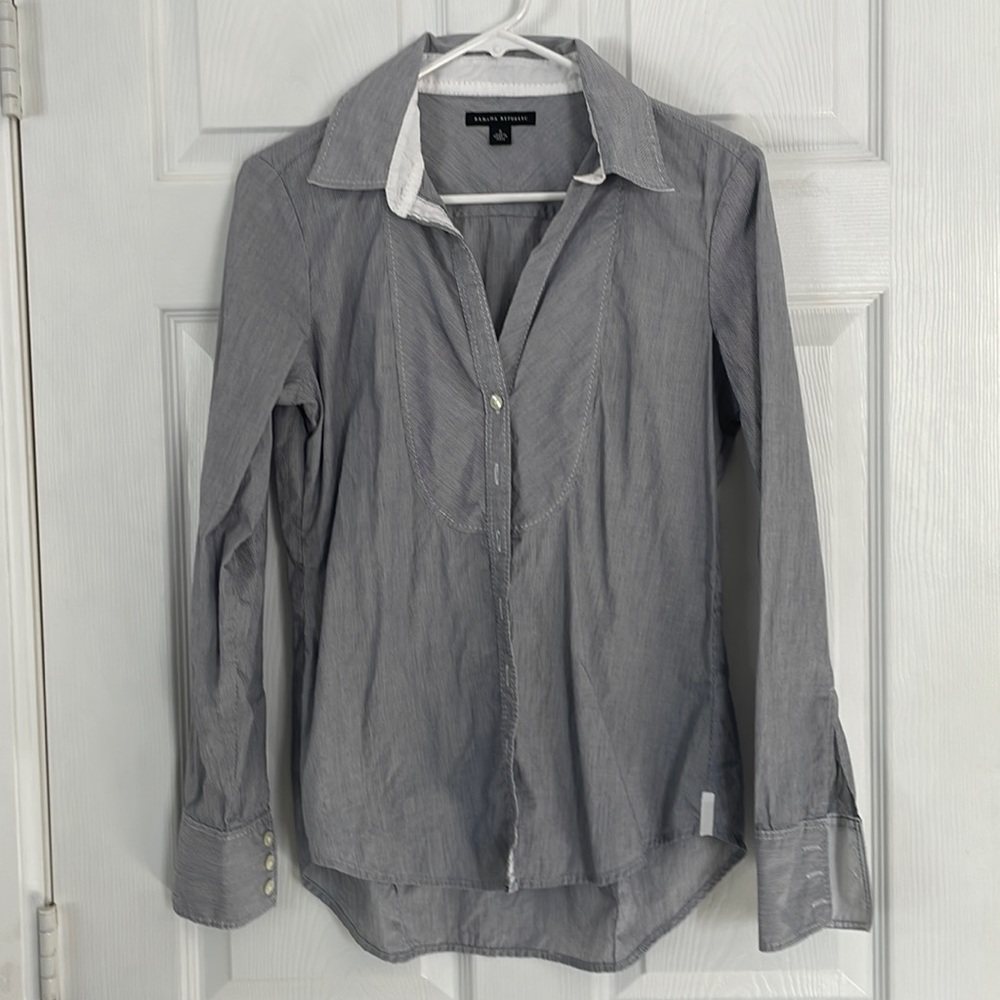 Banana Republic button down collared shirt blue pin stripe